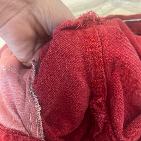 Vintage Cross Colour Red shorts Size 38 **FLAW** - Picture 11 of 11